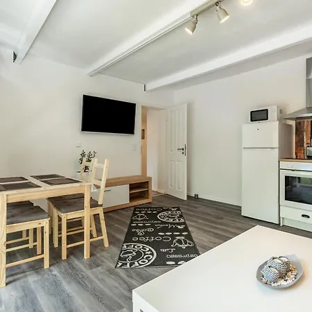 Am Muehlbach Apartment *